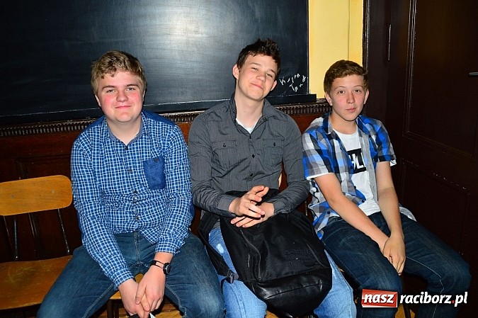 Zdjęcie w galerii na portalu naszraciborz.pl: Uczniowie gimnazjum przy Kasprowicza z niemieckim za pan brat wiadomości z regionu