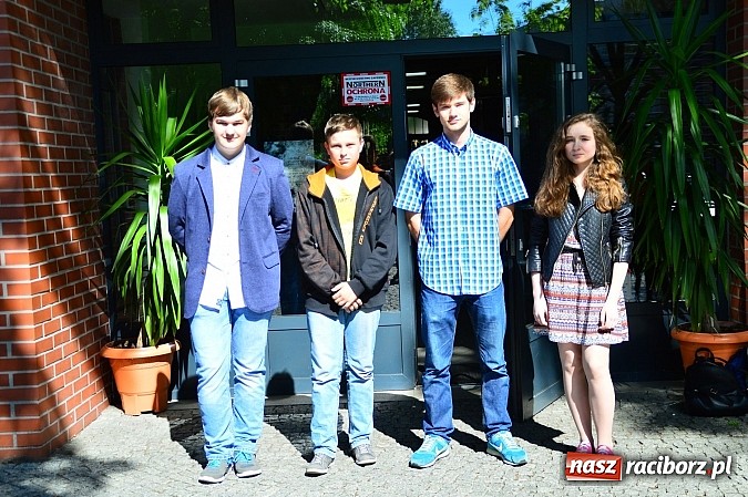 Zdjęcie w galerii na portalu naszraciborz.pl: Uczniowie gimnazjum przy Kasprowicza z niemieckim za pan brat wiadomości z regionu