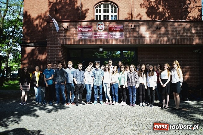 Zdjęcie w galerii na portalu naszraciborz.pl: Uczniowie gimnazjum przy Kasprowicza z niemieckim za pan brat wiadomości z regionu