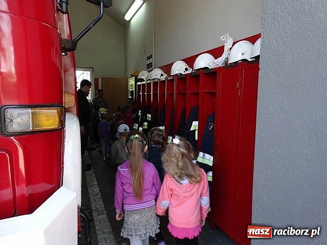 Zdjęcie w galerii na portalu naszraciborz.pl: Przedszkolaki z Budzisk w OSP  wiadomości z regionu