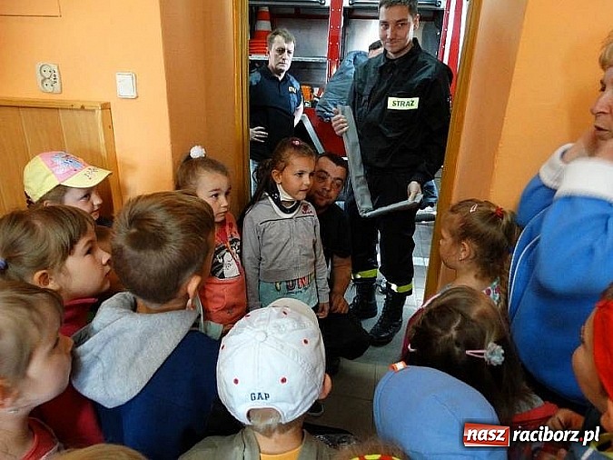 Zdjęcie w galerii na portalu naszraciborz.pl: Przedszkolaki z Budzisk w OSP  wiadomości z regionu