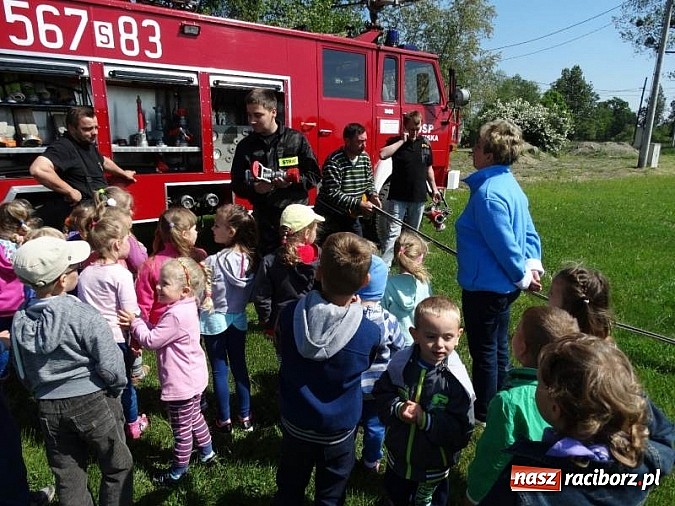 Zdjęcie w galerii na portalu naszraciborz.pl: Przedszkolaki z Budzisk w OSP  wiadomości z regionu