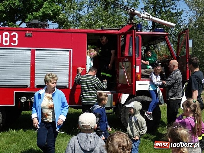 Zdjęcie w galerii na portalu naszraciborz.pl: Przedszkolaki z Budzisk w OSP  wiadomości z regionu