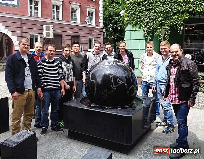 Zdjęcie w galerii na portalu naszraciborz.pl: Praktykanci z Moguncji w Raciborzu  wiadomości z regionu