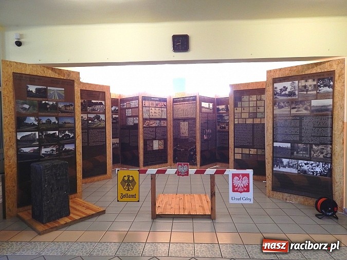 Zdjęcie w galerii na portalu naszraciborz.pl: Wolnoć Tomku? Święto szkoły w Nędzy z pompą wiadomości z regionu