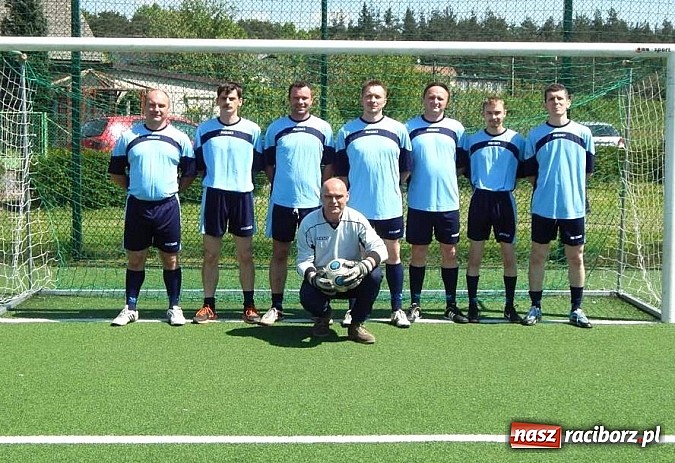 Zdjęcie w galerii na portalu naszraciborz.pl: Wolnoć Tomku? Święto szkoły w Nędzy z pompą wiadomości z regionu