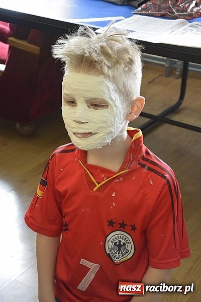 Zdjęcie w galerii na portalu naszraciborz.pl: Survival w teorii i praktyce, czyli projekt Forest Jump w Pietrowicach Wielkich wiadomości z regionu