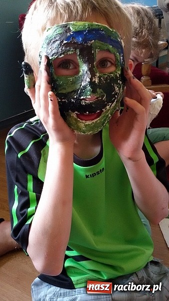 Zdjęcie w galerii na portalu naszraciborz.pl: Survival w teorii i praktyce, czyli projekt Forest Jump w Pietrowicach Wielkich wiadomości z regionu