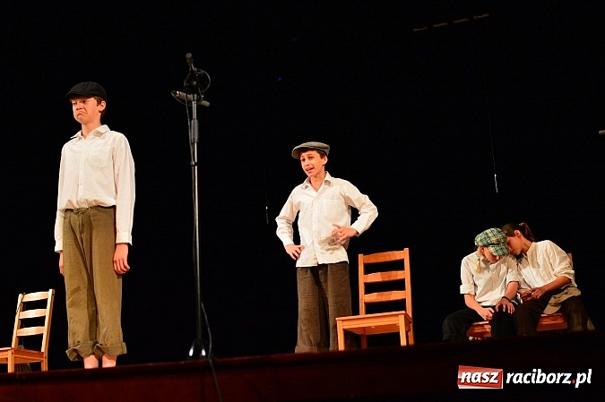 Zdjęcie w galerii na portalu naszraciborz.pl: Koncert laureatów VIII Powiatowego Festiwalu Twórczości Artystycznej  wiadomości z regionu