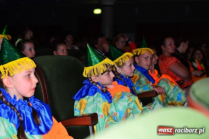 Zdjęcie w galerii na portalu naszraciborz.pl: Koncert laureatów VIII Powiatowego Festiwalu Twórczości Artystycznej  wiadomości z regionu