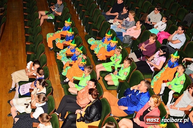 Zdjęcie w galerii na portalu naszraciborz.pl: Koncert laureatów VIII Powiatowego Festiwalu Twórczości Artystycznej  wiadomości z regionu