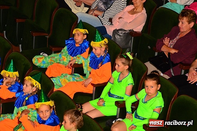 Zdjęcie w galerii na portalu naszraciborz.pl: Koncert laureatów VIII Powiatowego Festiwalu Twórczości Artystycznej  wiadomości z regionu