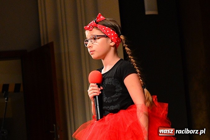 Zdjęcie w galerii na portalu naszraciborz.pl: Koncert laureatów VIII Powiatowego Festiwalu Twórczości Artystycznej  wiadomości z regionu