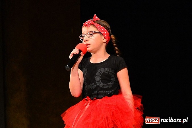 Zdjęcie w galerii na portalu naszraciborz.pl: Koncert laureatów VIII Powiatowego Festiwalu Twórczości Artystycznej  wiadomości z regionu