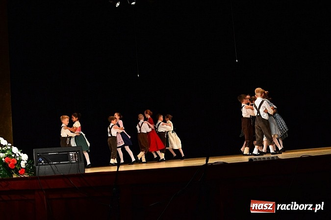 Zdjęcie w galerii na portalu naszraciborz.pl: Koncert laureatów VIII Powiatowego Festiwalu Twórczości Artystycznej  wiadomości z regionu