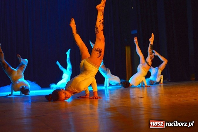 Zdjęcie w galerii na portalu naszraciborz.pl: Koncert laureatów VIII Powiatowego Festiwalu Twórczości Artystycznej  wiadomości z regionu