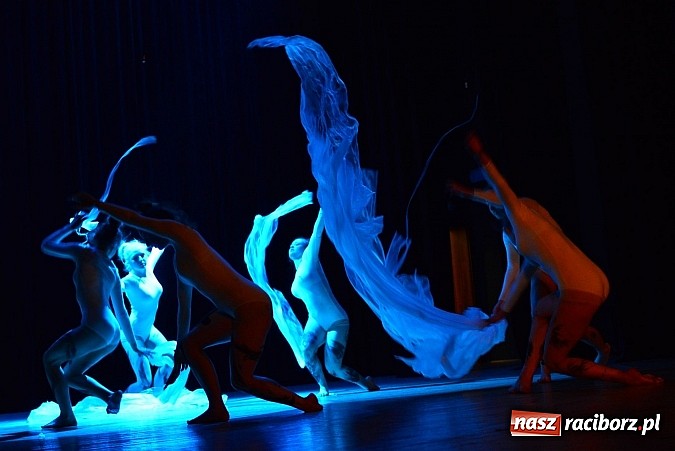 Zdjęcie w galerii na portalu naszraciborz.pl: Koncert laureatów VIII Powiatowego Festiwalu Twórczości Artystycznej  wiadomości z regionu