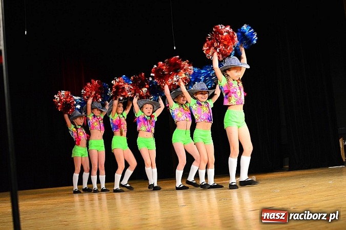 Zdjęcie w galerii na portalu naszraciborz.pl: Koncert laureatów VIII Powiatowego Festiwalu Twórczości Artystycznej  wiadomości z regionu