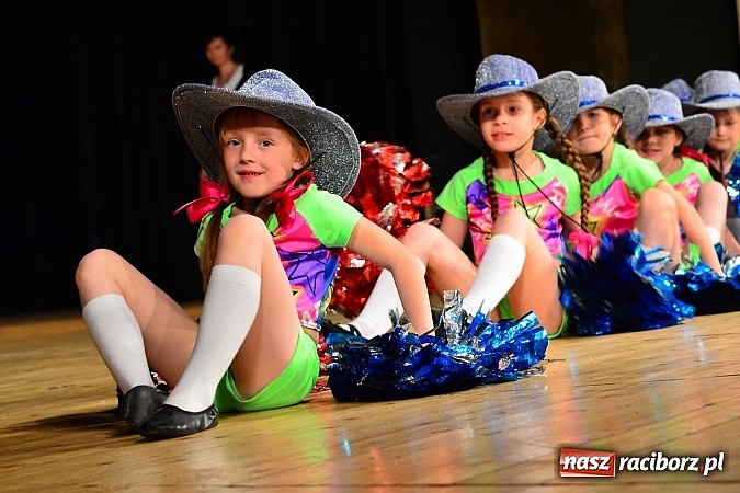 Zdjęcie w galerii na portalu naszraciborz.pl: Koncert laureatów VIII Powiatowego Festiwalu Twórczości Artystycznej  wiadomości z regionu