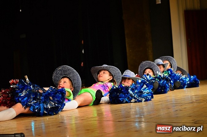 Zdjęcie w galerii na portalu naszraciborz.pl: Koncert laureatów VIII Powiatowego Festiwalu Twórczości Artystycznej  wiadomości z regionu