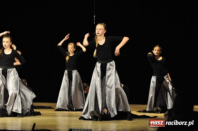 Zdjęcie w galerii na portalu naszraciborz.pl: Koncert laureatów VIII Powiatowego Festiwalu Twórczości Artystycznej  wiadomości z regionu