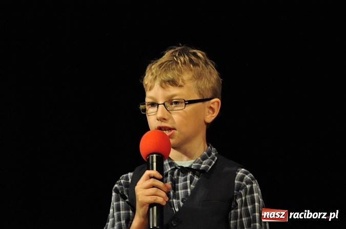 Zdjęcie w galerii na portalu naszraciborz.pl: Koncert laureatów VIII Powiatowego Festiwalu Twórczości Artystycznej  wiadomości z regionu