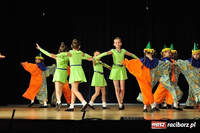 Zdjęcie w galerii na portalu naszraciborz.pl: Koncert laureatów VIII Powiatowego Festiwalu Twórczości Artystycznej  wiadomości z regionu