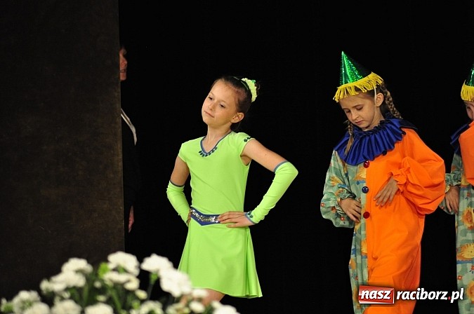 Zdjęcie w galerii na portalu naszraciborz.pl: Koncert laureatów VIII Powiatowego Festiwalu Twórczości Artystycznej  wiadomości z regionu