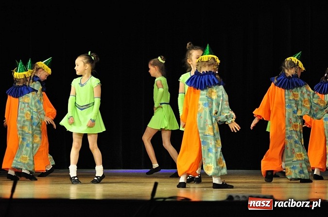 Zdjęcie w galerii na portalu naszraciborz.pl: Koncert laureatów VIII Powiatowego Festiwalu Twórczości Artystycznej  wiadomości z regionu