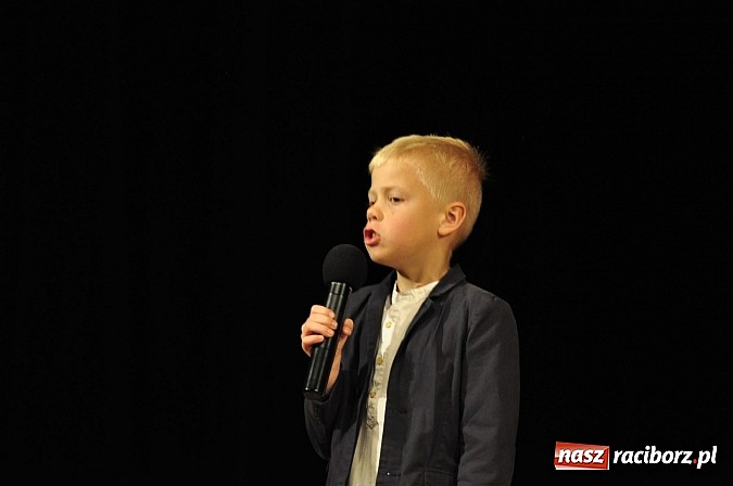 Zdjęcie w galerii na portalu naszraciborz.pl: Koncert laureatów VIII Powiatowego Festiwalu Twórczości Artystycznej  wiadomości z regionu