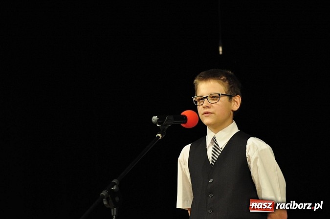 Zdjęcie w galerii na portalu naszraciborz.pl: Koncert laureatów VIII Powiatowego Festiwalu Twórczości Artystycznej  wiadomości z regionu