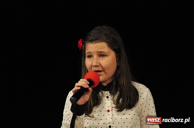 Zdjęcie w galerii na portalu naszraciborz.pl: Koncert laureatów VIII Powiatowego Festiwalu Twórczości Artystycznej  wiadomości z regionu