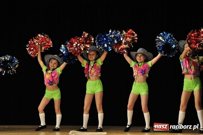 Zdjęcie w galerii na portalu naszraciborz.pl: Koncert laureatów VIII Powiatowego Festiwalu Twórczości Artystycznej  wiadomości z regionu