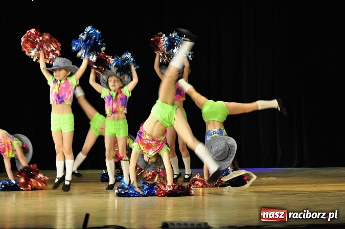 Zdjęcie w galerii na portalu naszraciborz.pl: Koncert laureatów VIII Powiatowego Festiwalu Twórczości Artystycznej  wiadomości z regionu