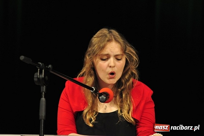 Zdjęcie w galerii na portalu naszraciborz.pl: Koncert laureatów VIII Powiatowego Festiwalu Twórczości Artystycznej  wiadomości z regionu