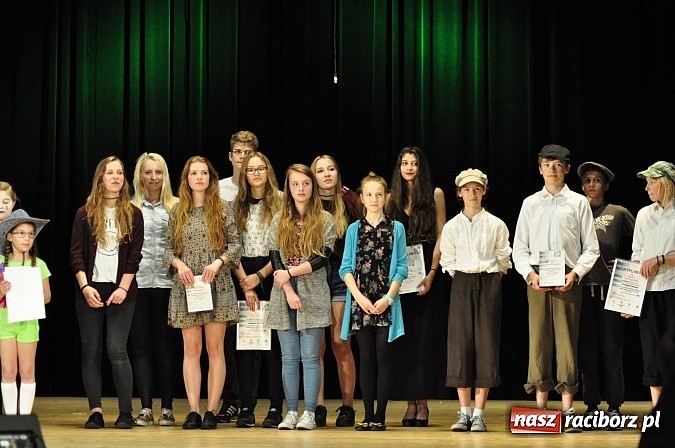 Zdjęcie w galerii na portalu naszraciborz.pl: Koncert laureatów VIII Powiatowego Festiwalu Twórczości Artystycznej  wiadomości z regionu