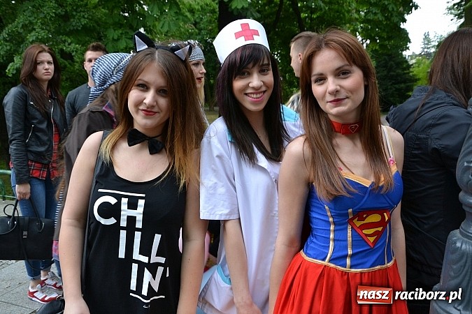 Zdjęcie w galerii na portalu naszraciborz.pl: Juwenalia 2015 - nie było korowodu, był przejazd na zamek wiadomości z regionu