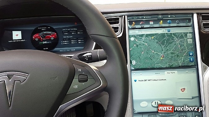 Zdjęcie w galerii na portalu naszraciborz.pl: Gratka dla fanów motoryzacji - Tesla model S pojawiła się na ulicach Raciborza wiadomości z regionu