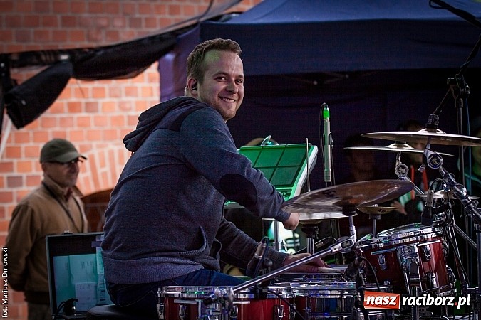 Zdjęcie w galerii na portalu naszraciborz.pl: Juwenalia 2015 - koncerty na zamku wiadomości z regionu