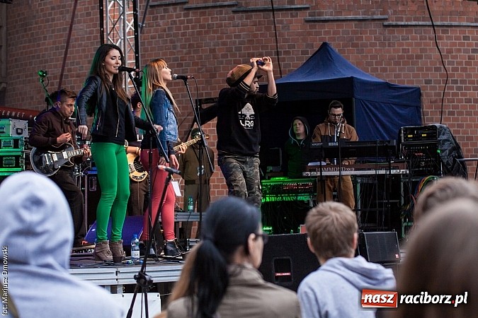 Zdjęcie w galerii na portalu naszraciborz.pl: Juwenalia 2015 - koncerty na zamku wiadomości z regionu
