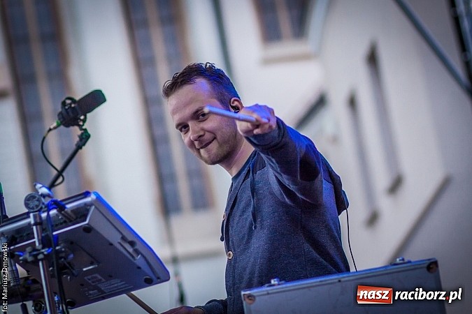 Zdjęcie w galerii na portalu naszraciborz.pl: Juwenalia 2015 - koncerty na zamku wiadomości z regionu