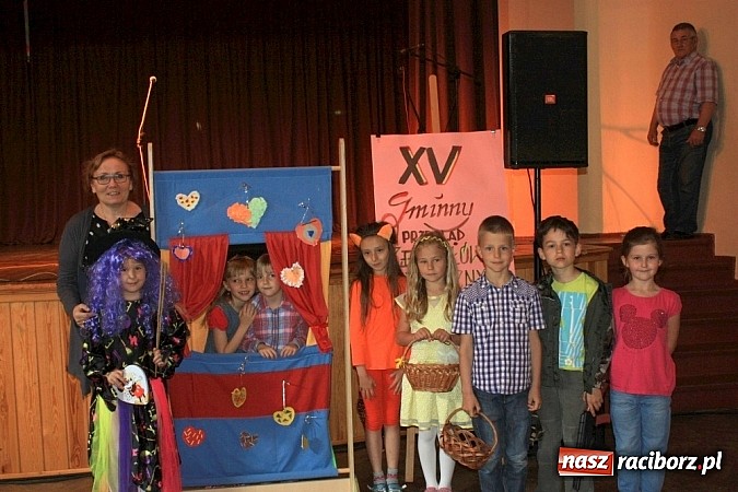 Zdjęcie w galerii na portalu naszraciborz.pl: Gminny Przegląd Zespoł&oacute;w Artystycznych w Krzanowicach wiadomości z regionu