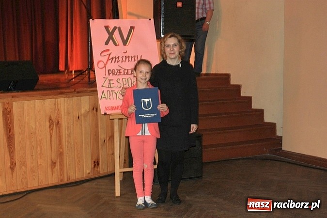 Zdjęcie w galerii na portalu naszraciborz.pl: Gminny Przegląd Zespoł&oacute;w Artystycznych w Krzanowicach wiadomości z regionu