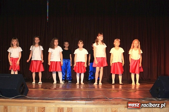 Zdjęcie w galerii na portalu naszraciborz.pl: Gminny Przegląd Zespoł&oacute;w Artystycznych w Krzanowicach wiadomości z regionu