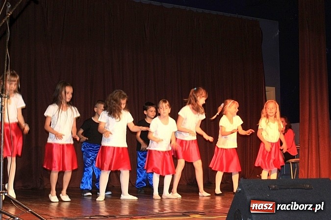 Zdjęcie w galerii na portalu naszraciborz.pl: Gminny Przegląd Zespoł&oacute;w Artystycznych w Krzanowicach wiadomości z regionu