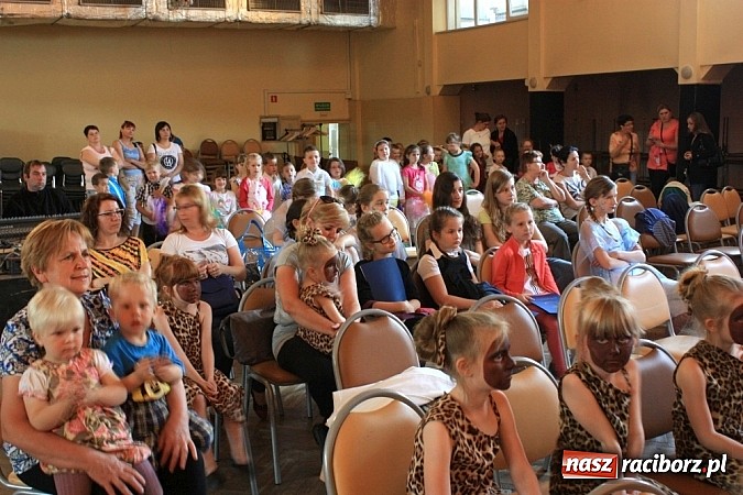 Zdjęcie w galerii na portalu naszraciborz.pl: Gminny Przegląd Zespoł&oacute;w Artystycznych w Krzanowicach wiadomości z regionu