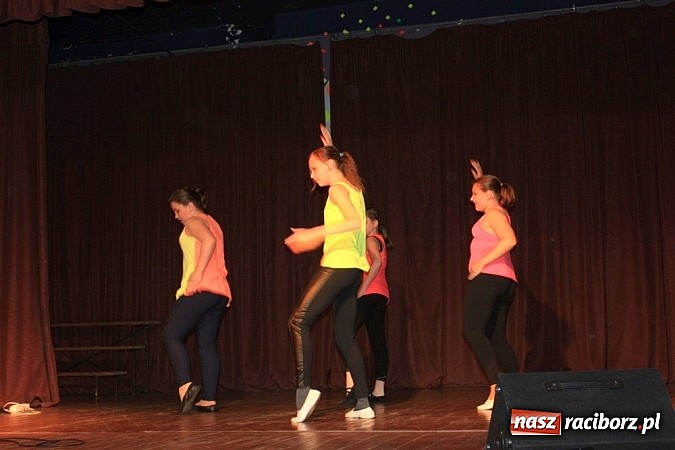 Zdjęcie w galerii na portalu naszraciborz.pl: Gminny Przegląd Zespoł&oacute;w Artystycznych w Krzanowicach wiadomości z regionu