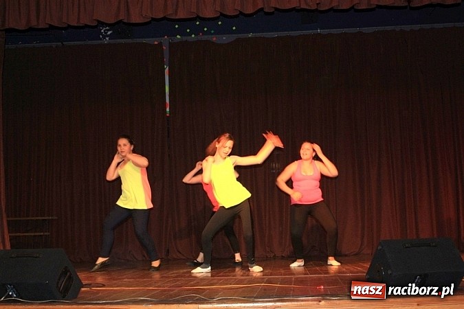 Zdjęcie w galerii na portalu naszraciborz.pl: Gminny Przegląd Zespoł&oacute;w Artystycznych w Krzanowicach wiadomości z regionu