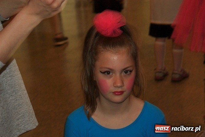 Zdjęcie w galerii na portalu naszraciborz.pl: Gminny Przegląd Zespoł&oacute;w Artystycznych w Krzanowicach wiadomości z regionu