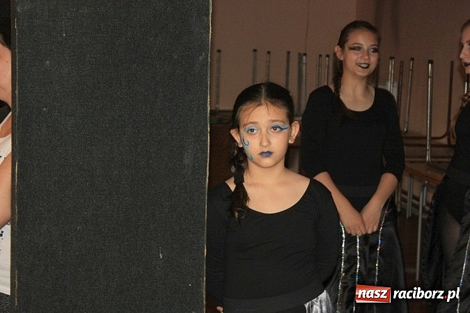 Zdjęcie w galerii na portalu naszraciborz.pl: Gminny Przegląd Zespoł&oacute;w Artystycznych w Krzanowicach wiadomości z regionu